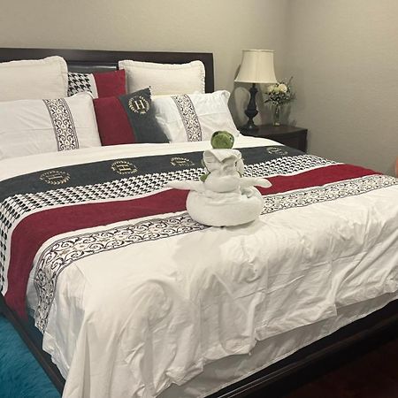 King Bed Big Room 치노힐스 외부 사진